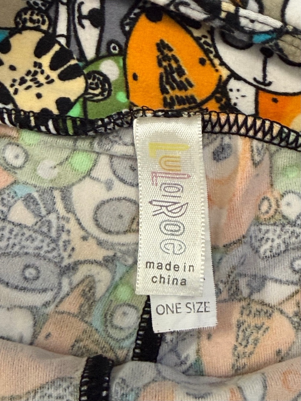 LuLaRoe Leggings Multicolor Rare Animal Print Panda Fox Raccoon Frog OS - Picture 4 of 8